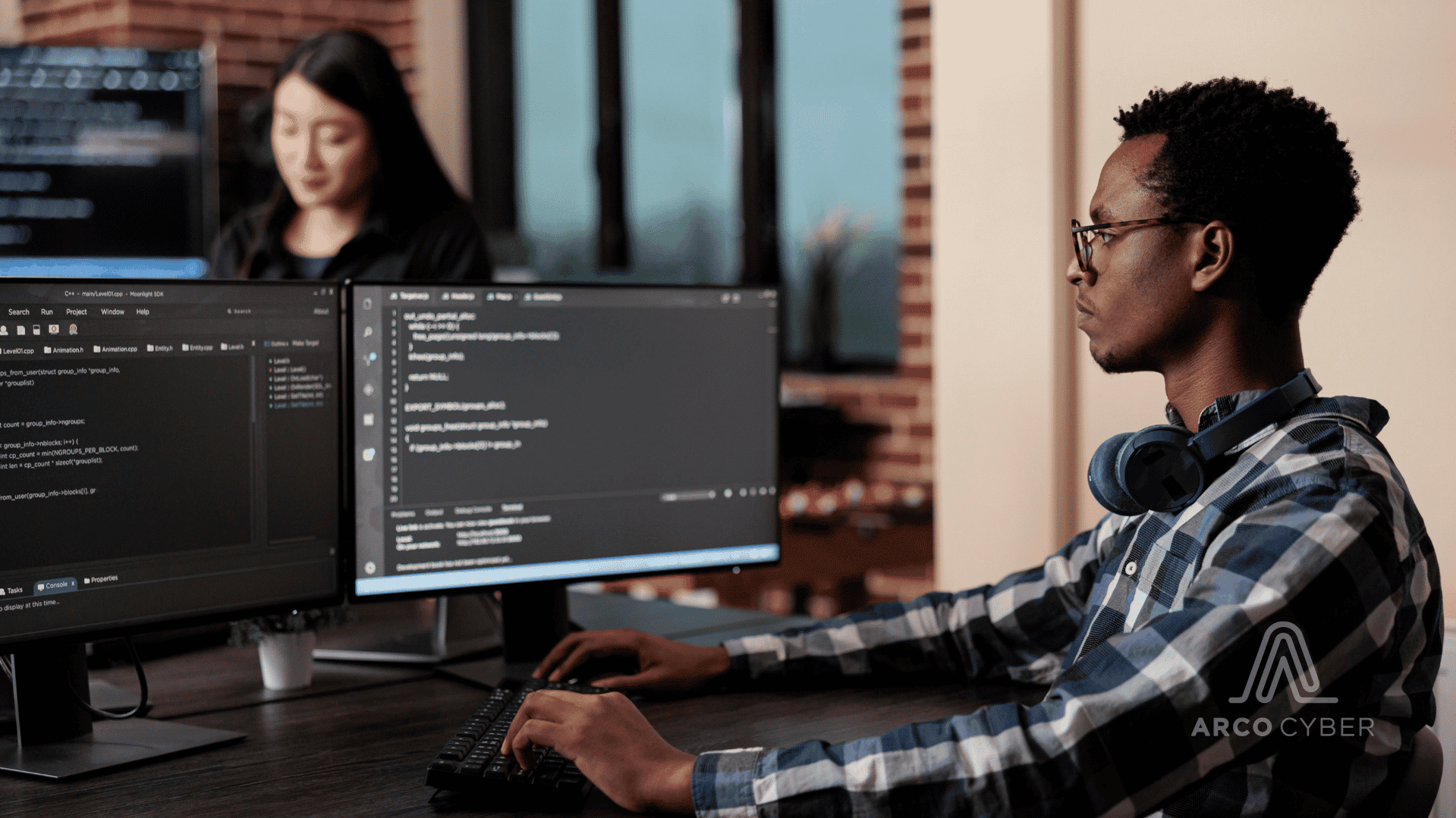 complex cybersecurity data into actionable insights